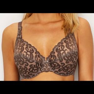 Wacoal Arabesque Embroidered Underwire Bra Size 40DDD